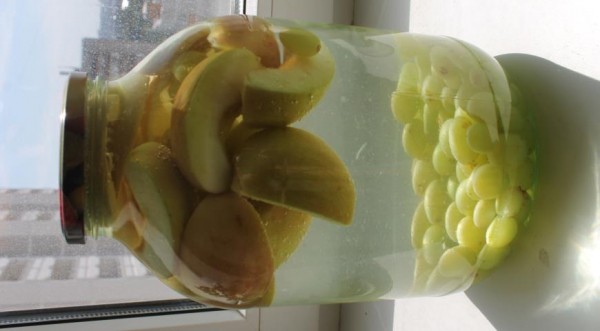 Компот из яблок и винограда на зиму, пошаговый рецепт с фото от автора Татьяна Небландинка