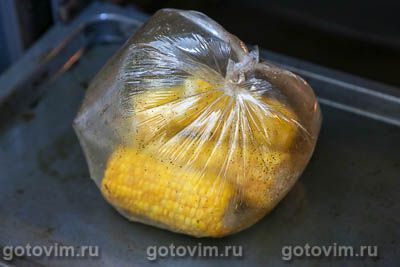 Кукуруза в початках в пакете для запекания