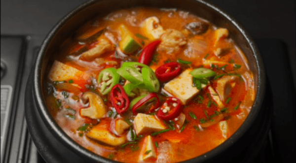 Острый корейский суп Кочудян-Чиге, пошаговый рецепт с фото от автора K-SAUCE