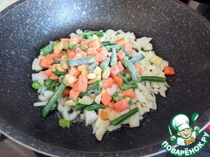 Кальмары, фаршированные рисовой полентой и овощами