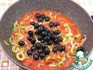 Полента с кальмарами в томатном соусе
