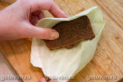 Квашеная капуста с черным хлебом