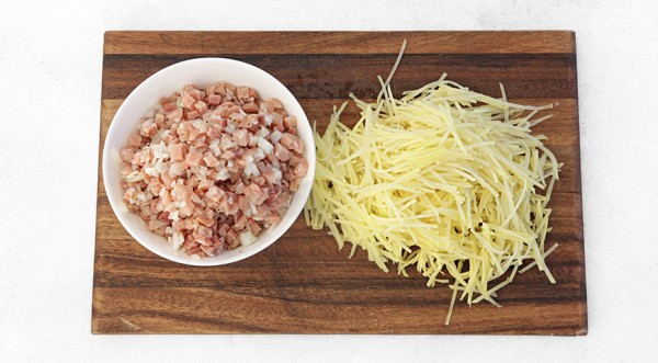 Пирог с горбушей и картошкой, пошаговый рецепт с фото на 372 ккал