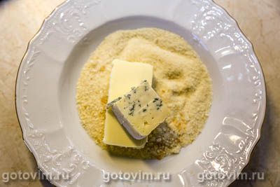 Мидии в створках под корочкой из сухарей и сыра с голубой плесенью