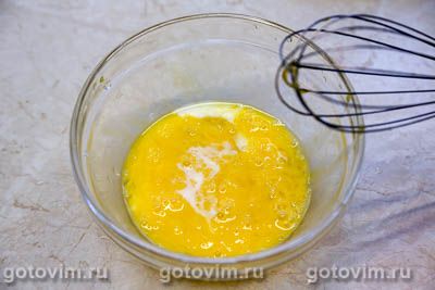 Кудрявый куриный суп с вермишелью, овощами и сырым яйцом (без картошки)
