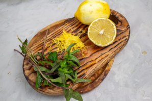 Варенье из клубники с лимоном и мятой