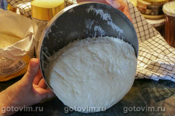 Жареные пирожки с капустой и яйцом