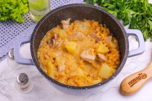 Чечевица с картошкой и мясом