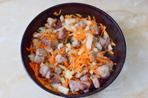 Картошка с чечевицей и мясом