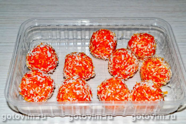 Морковные конфеты с кокосовой стружкой