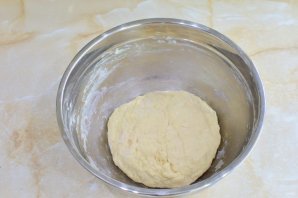 Жареные пирожки на кефире с картошкой и грибами
