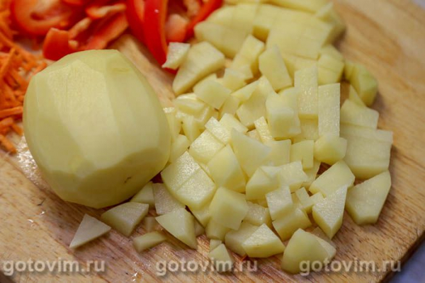 Суп из говядины с пекинской капустой и чили