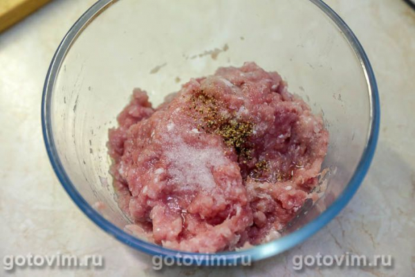 Зразы с начинкой из соуса бешамель с грибами