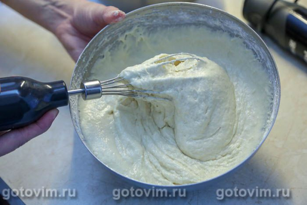 Рогалики с яблоками и орехами из теста на кефире